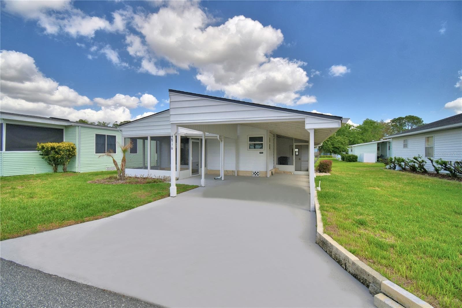 4816 Goldenview Ln photo 3
