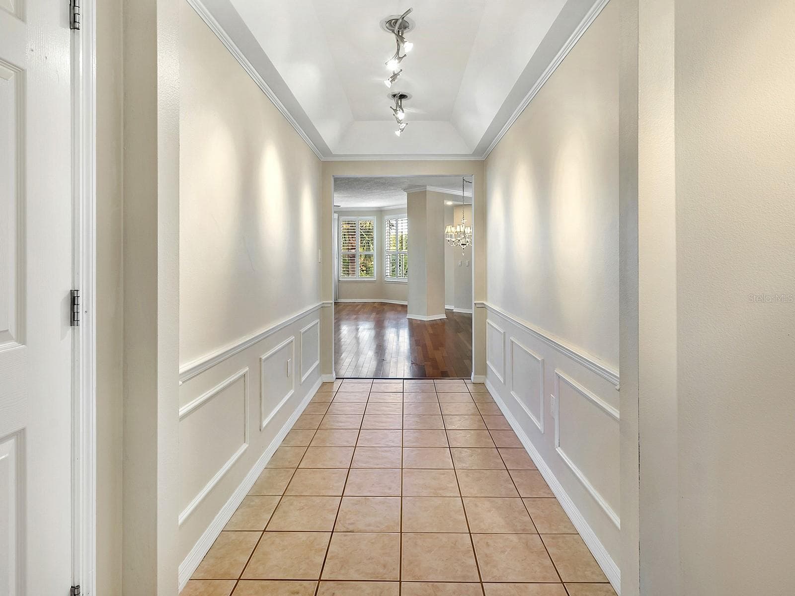 5420 Eagles Point Cir #106 photo 5