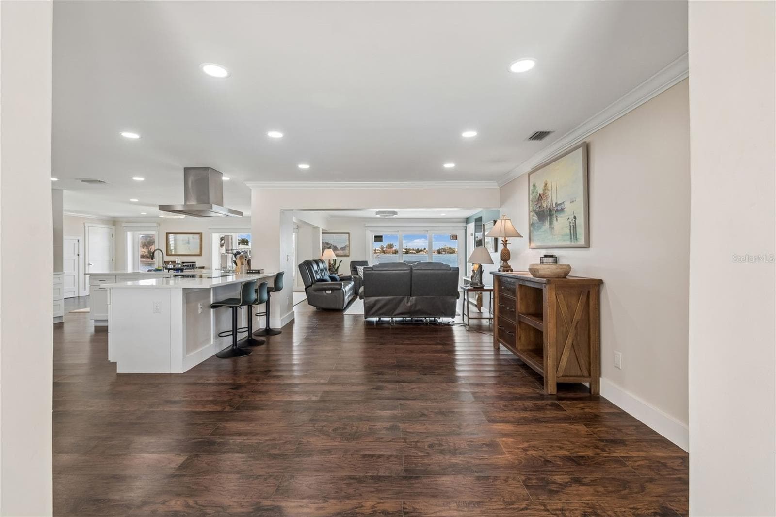 478 Harbor Dr N photo 4