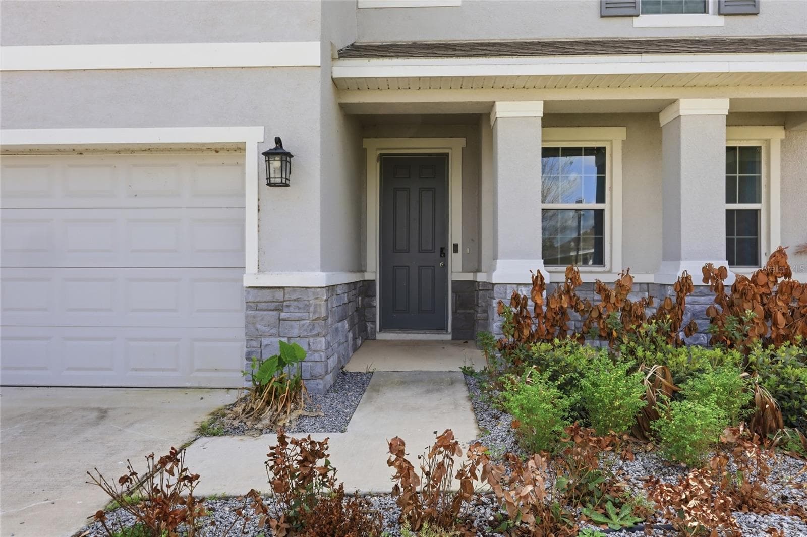 1516 Tropical Oasis Ave photo 5