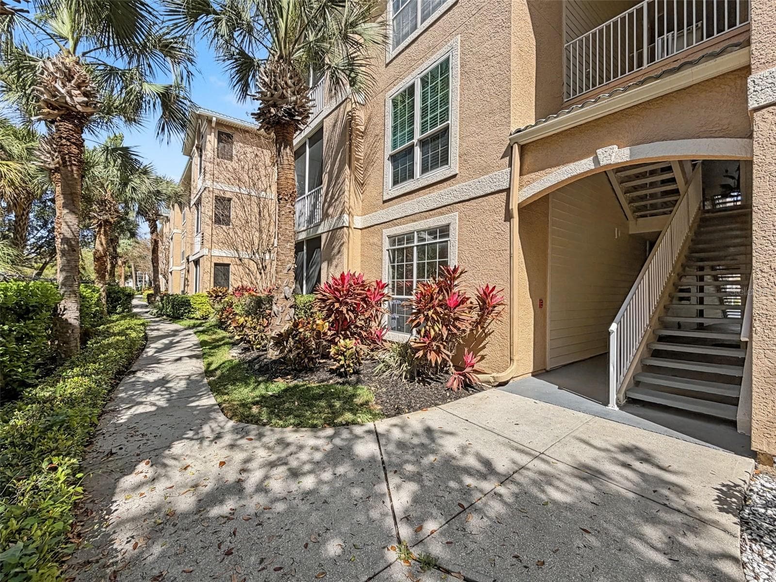 1203 Bay Club Cir #1203 photo 3