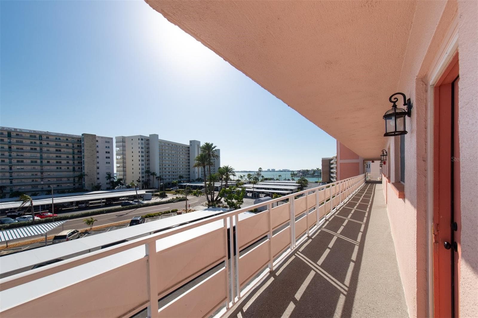6025 Shore Blvd S #405