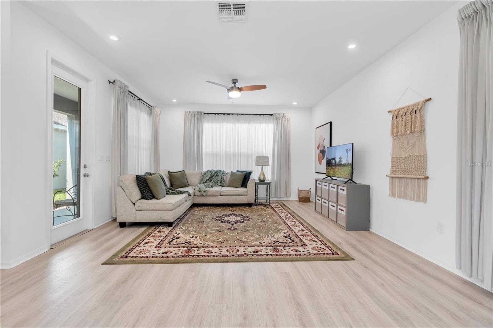 13809 Rangeland Blvd photo 4