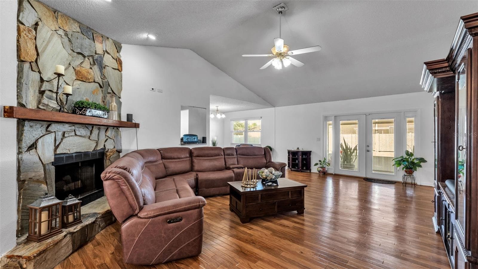 5249 Nichols Dr W photo 3