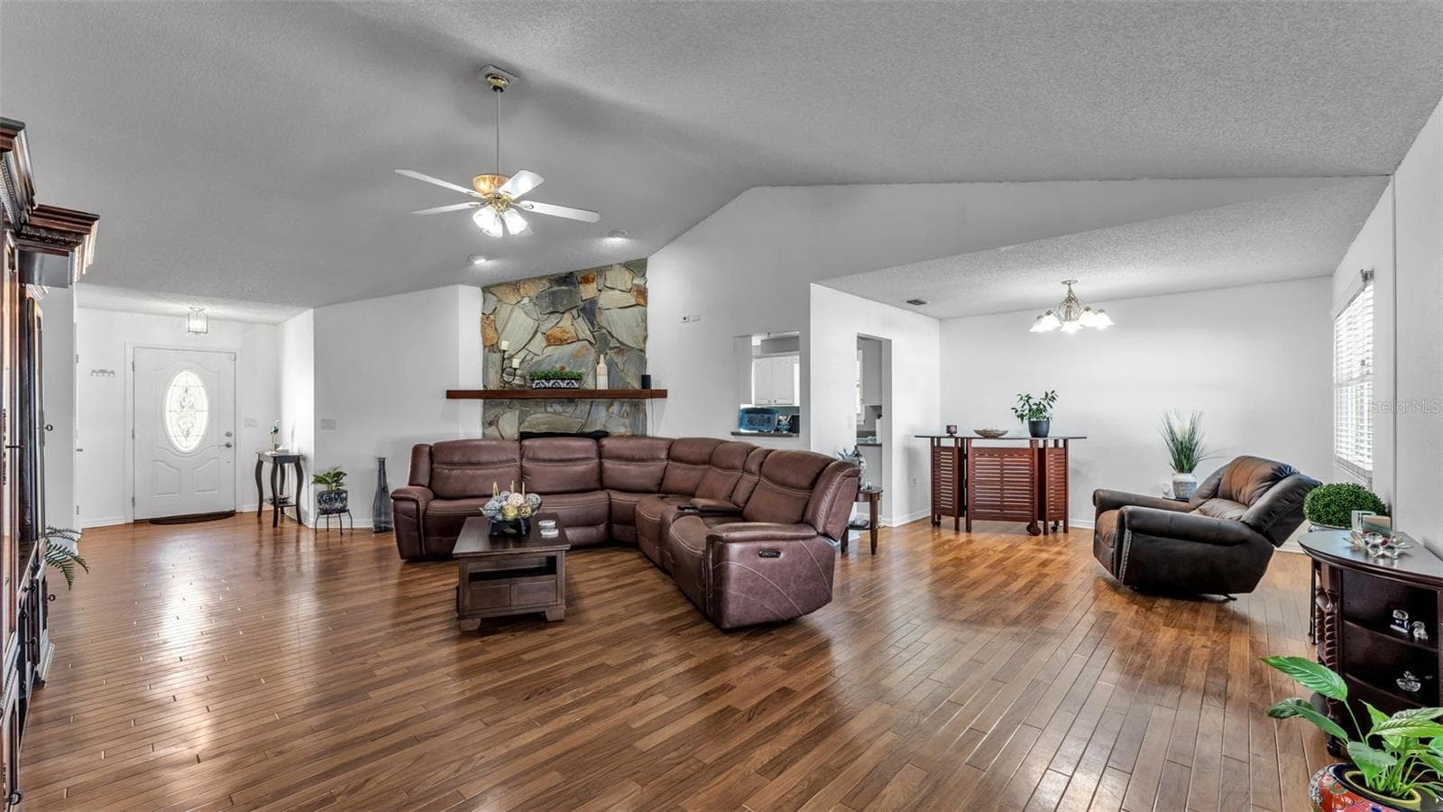 5249 Nichols Dr W photo 5