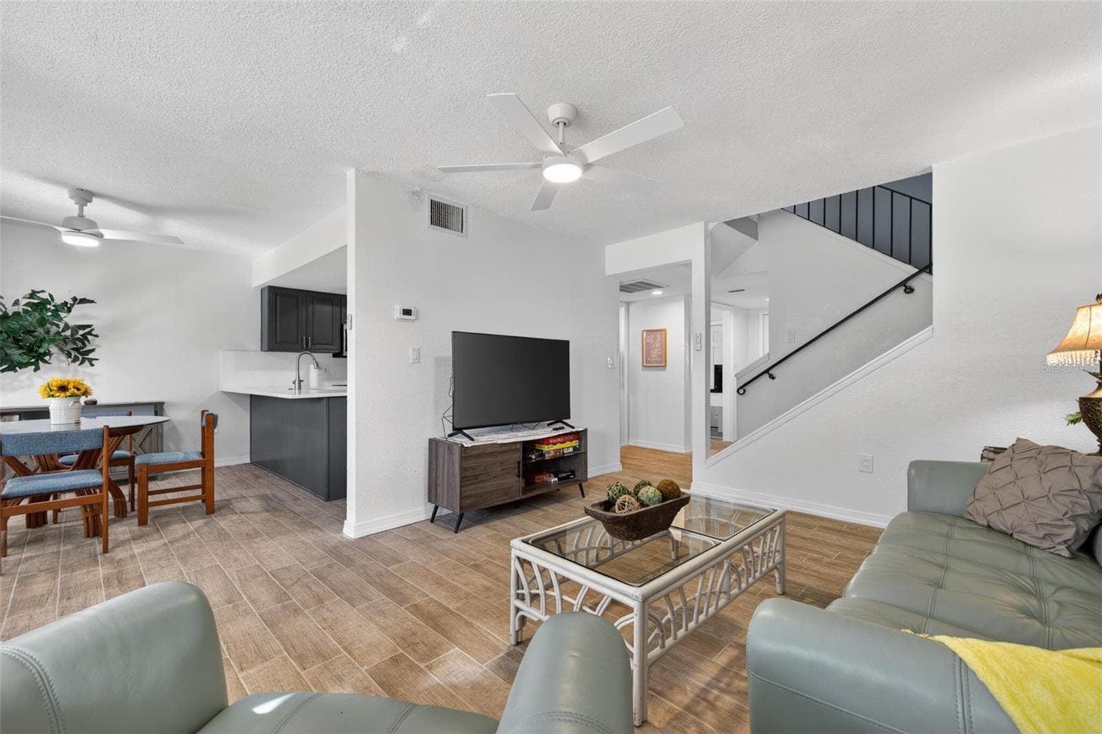 6490 Cape Hatteras Way NE #2 photo 4