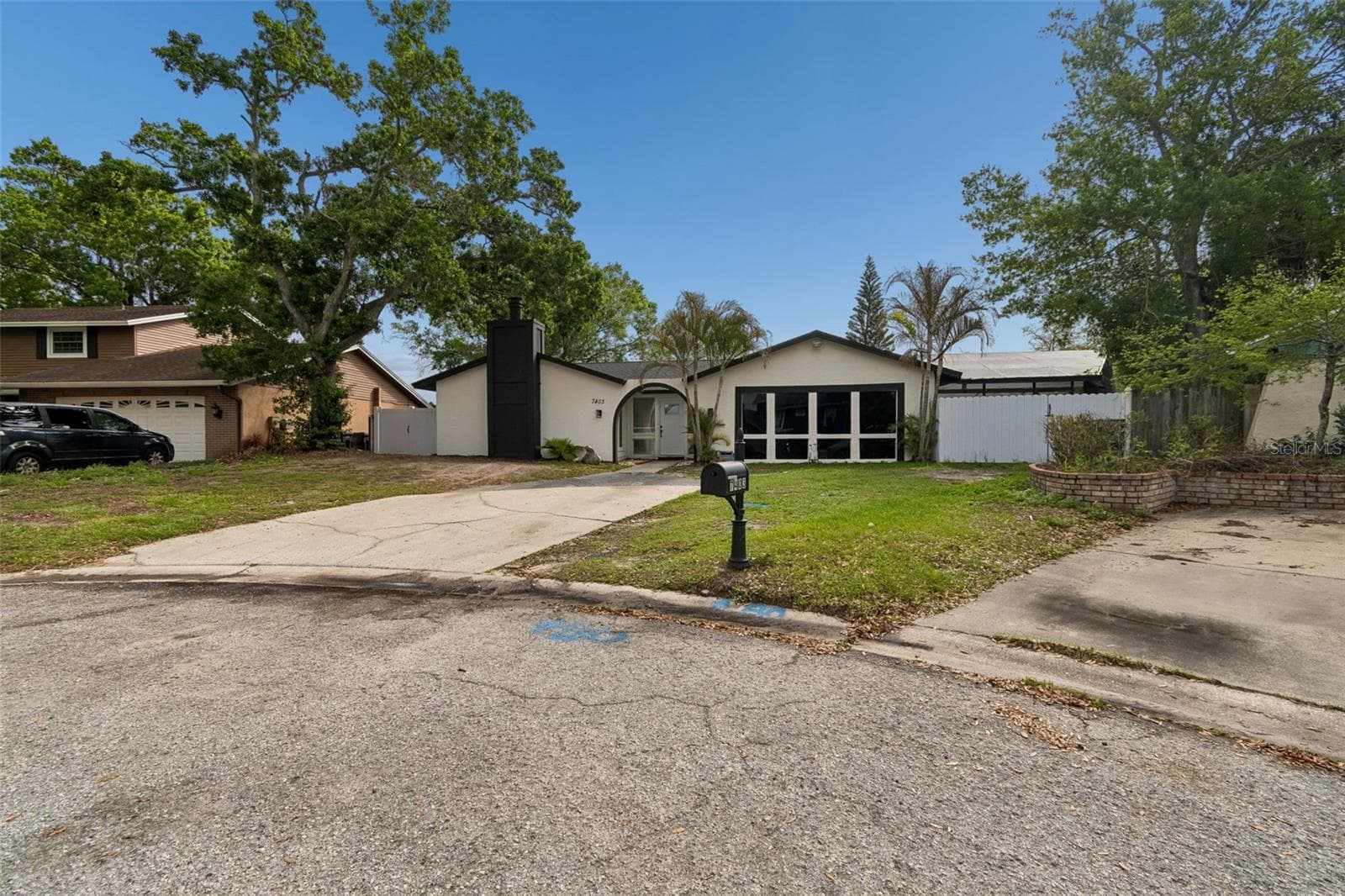 7403 Spring CT photo 4