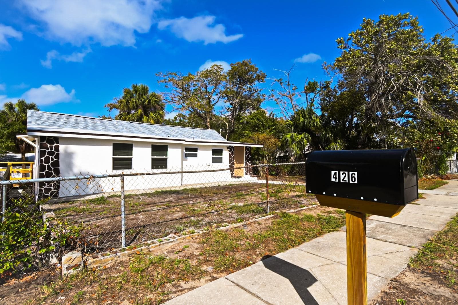426 S Disston Ave photo 4