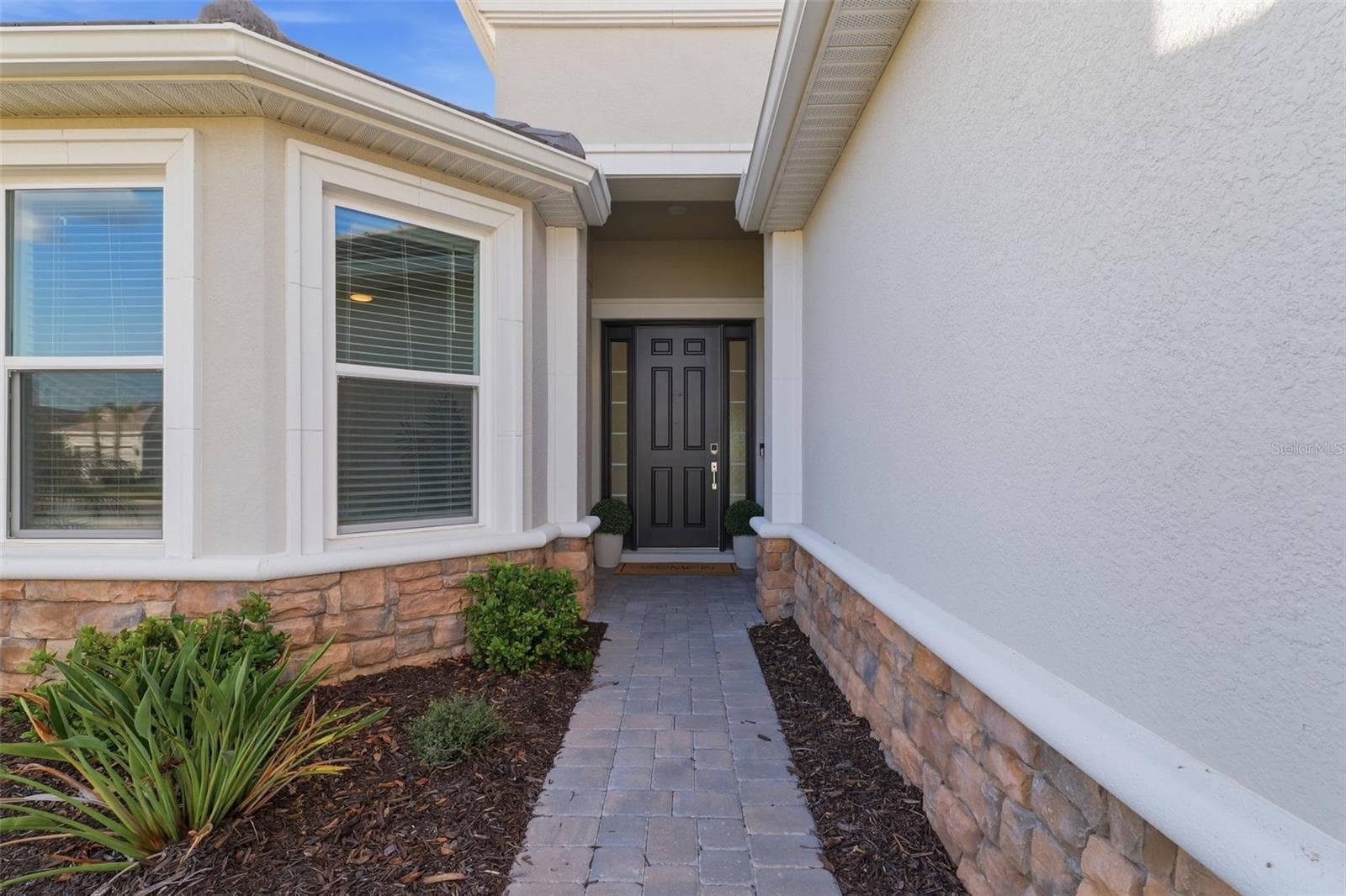 4533 Isonzo Way photo 3