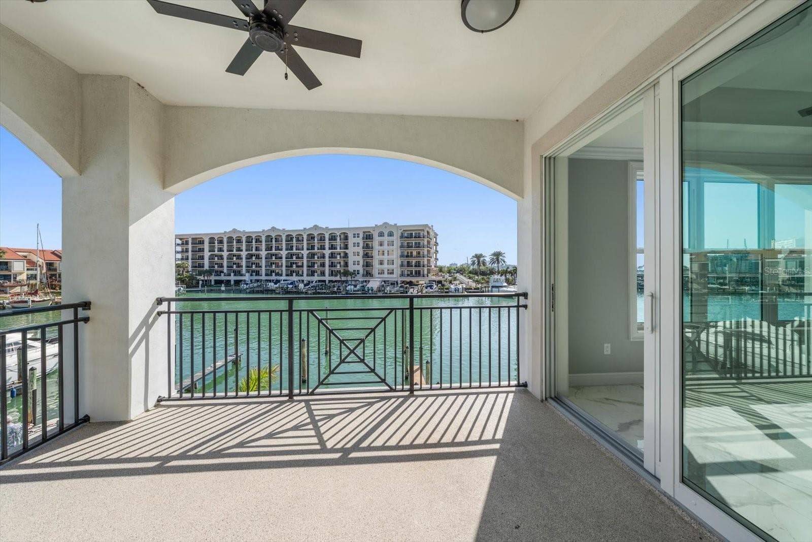 211 Dolphin Pt #201 photo 4