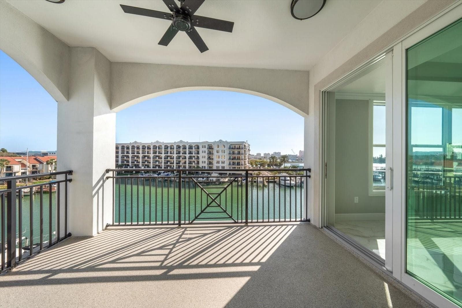 211 Dolphin Pt #401 photo 3