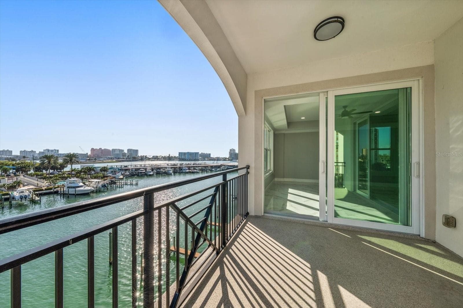 211 Dolphin Pt #401 photo 4