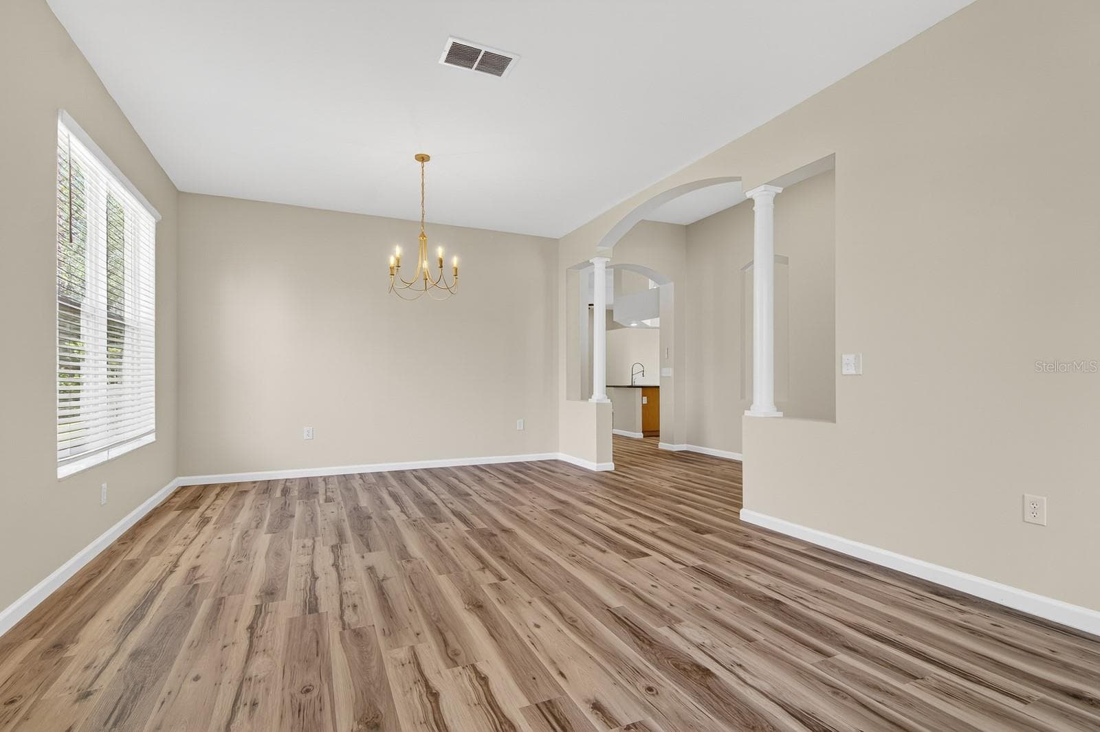 6002 Martinglade Pl photo 5