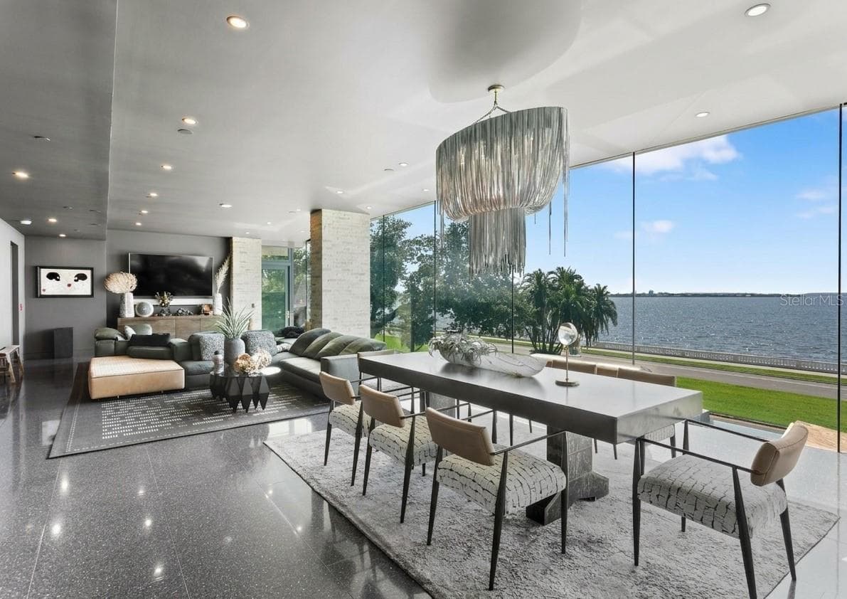 2619 Bayshore Blvd #200