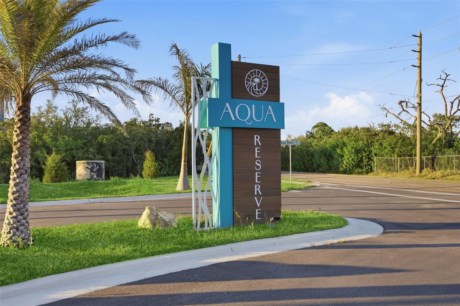 5956 Aqua Reserve Blvd photo 4