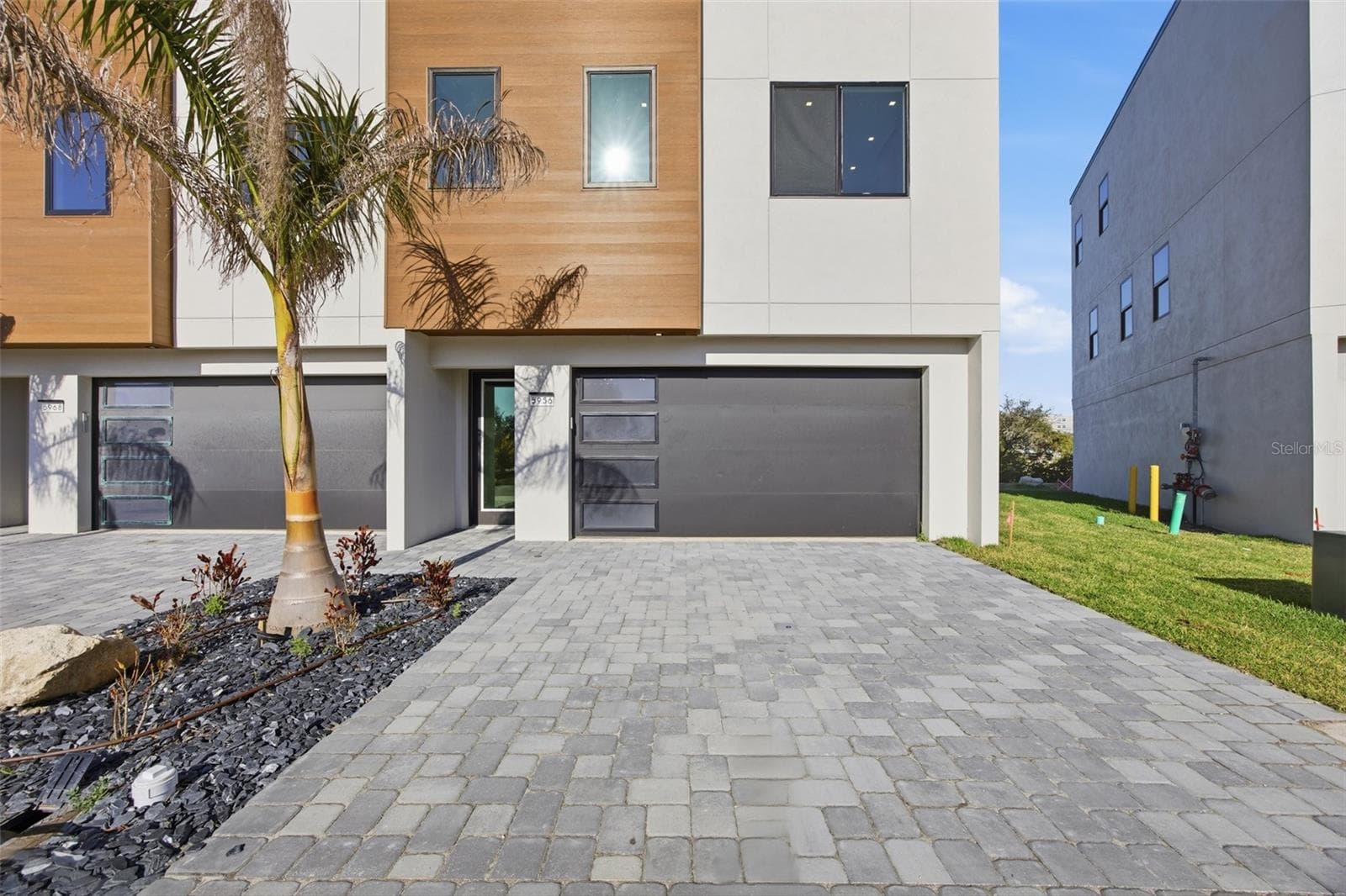 5956 Aqua Reserve Blvd photo 5