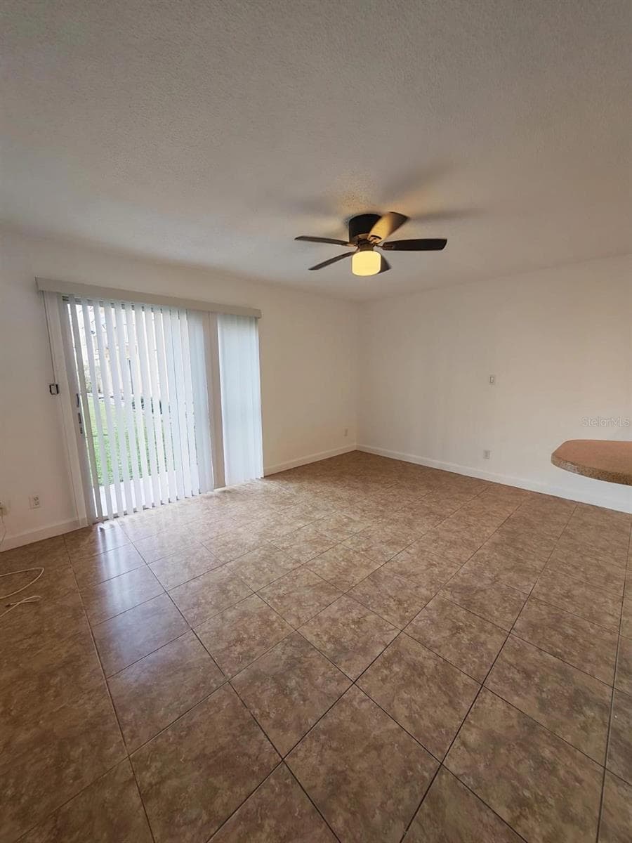 5820 N Church Ave #112