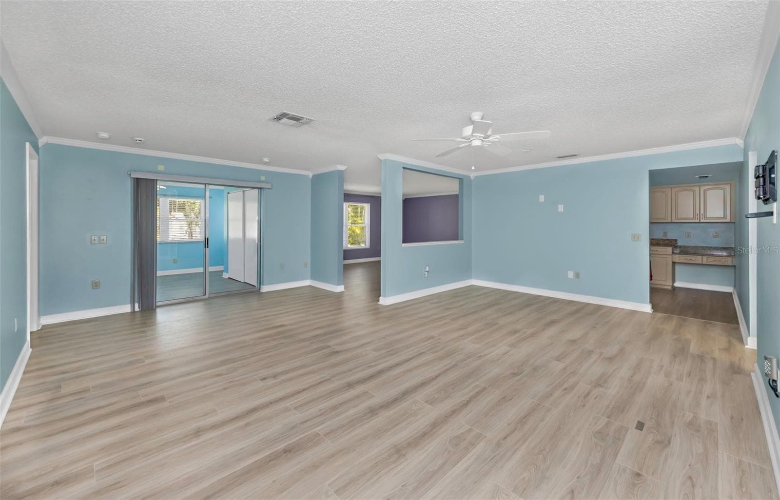 3957 Tarpon Pointe Cir photo 3