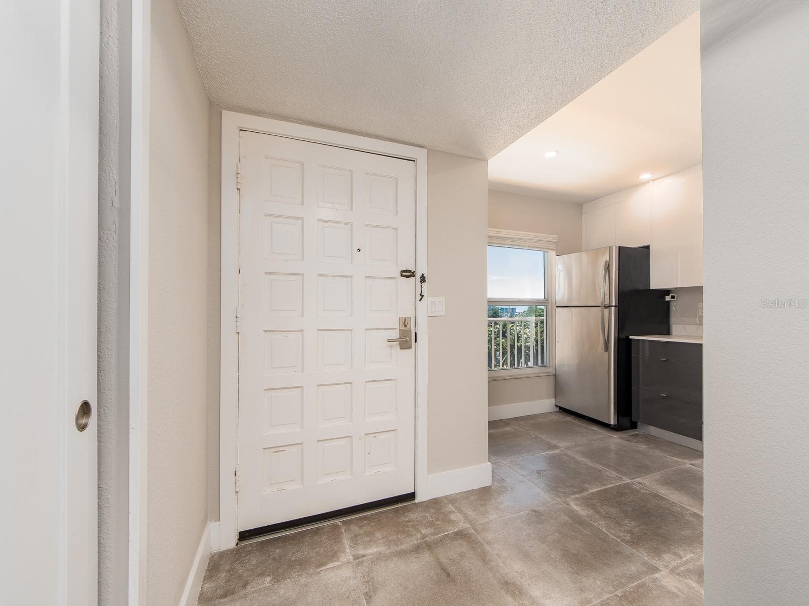 105 Island Way #143 photo 3