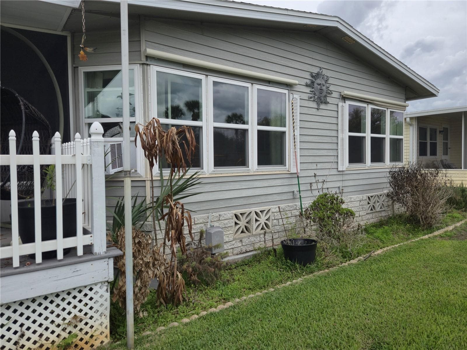 131 Victoria Dr photo 5