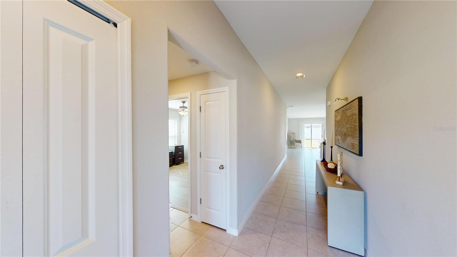 10313 Scarlet Skimmer Dr photo 4
