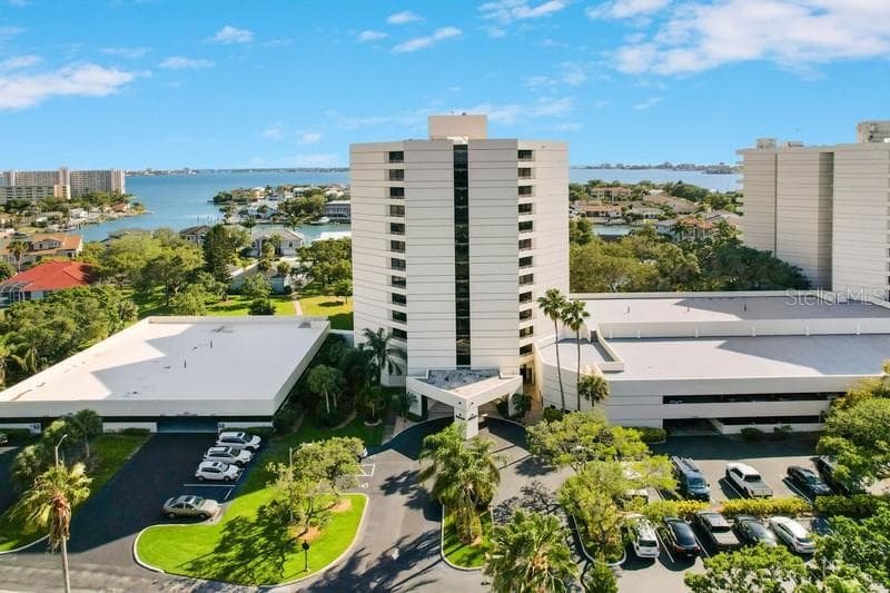 5940 Pelican Bay Plz S #1105