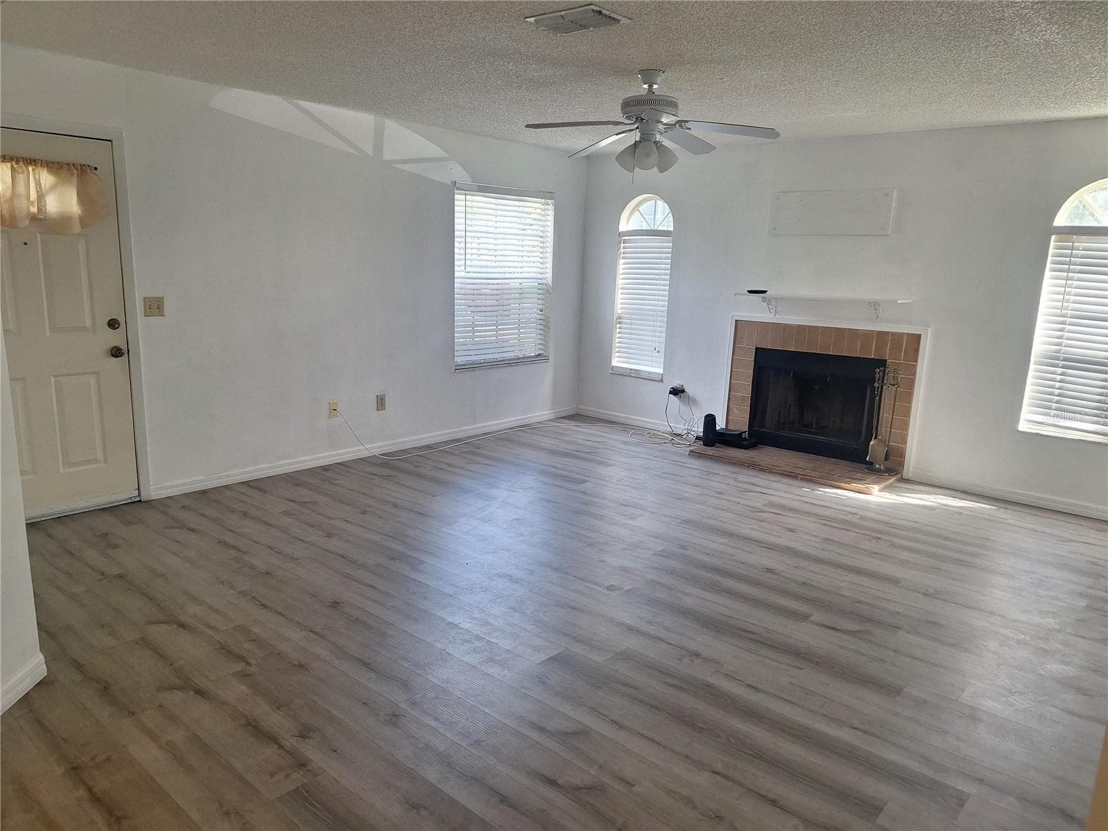 11910 Skylake Pl #E photo 3
