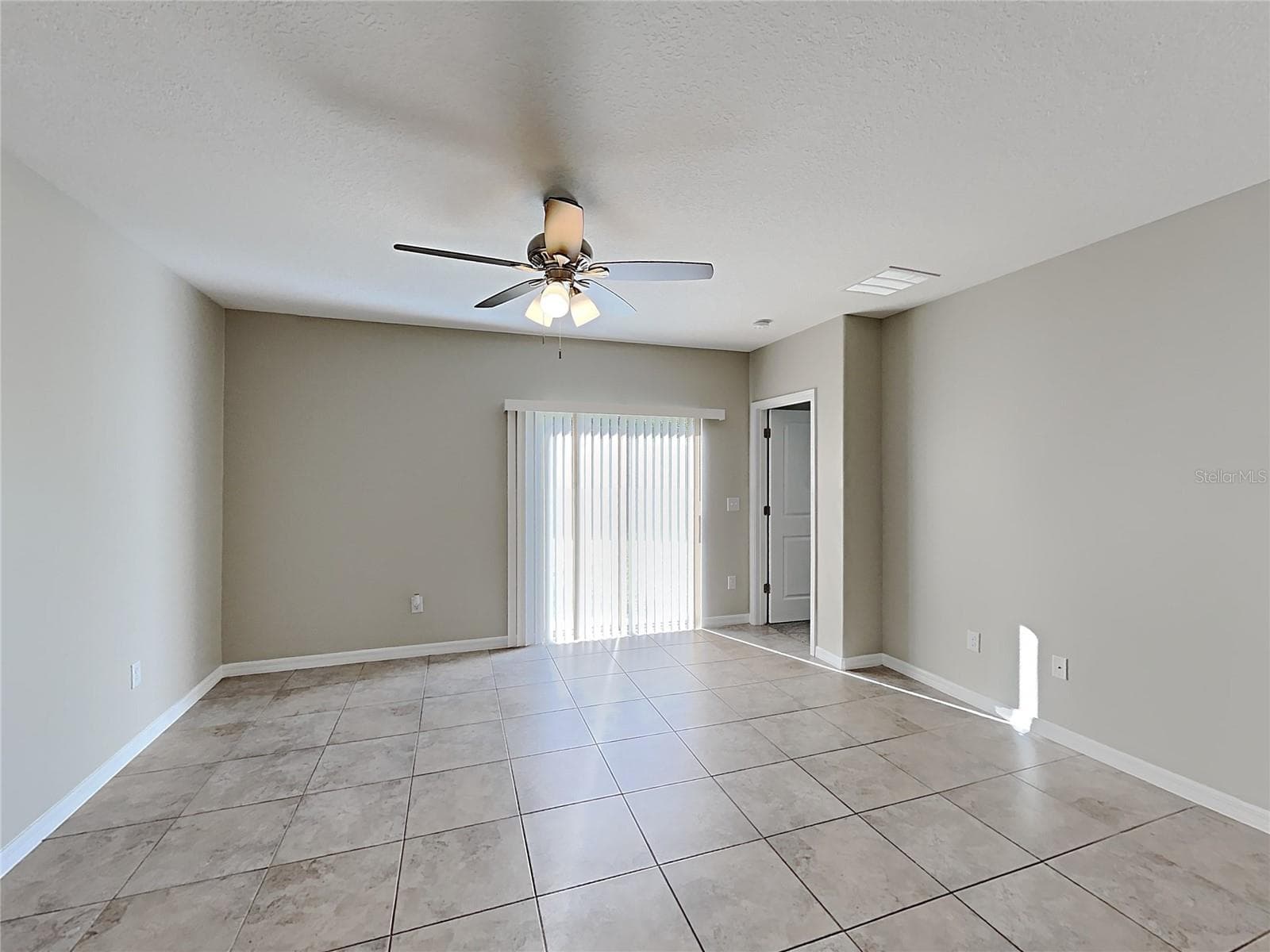 15320 Broad Brush Dr photo 3