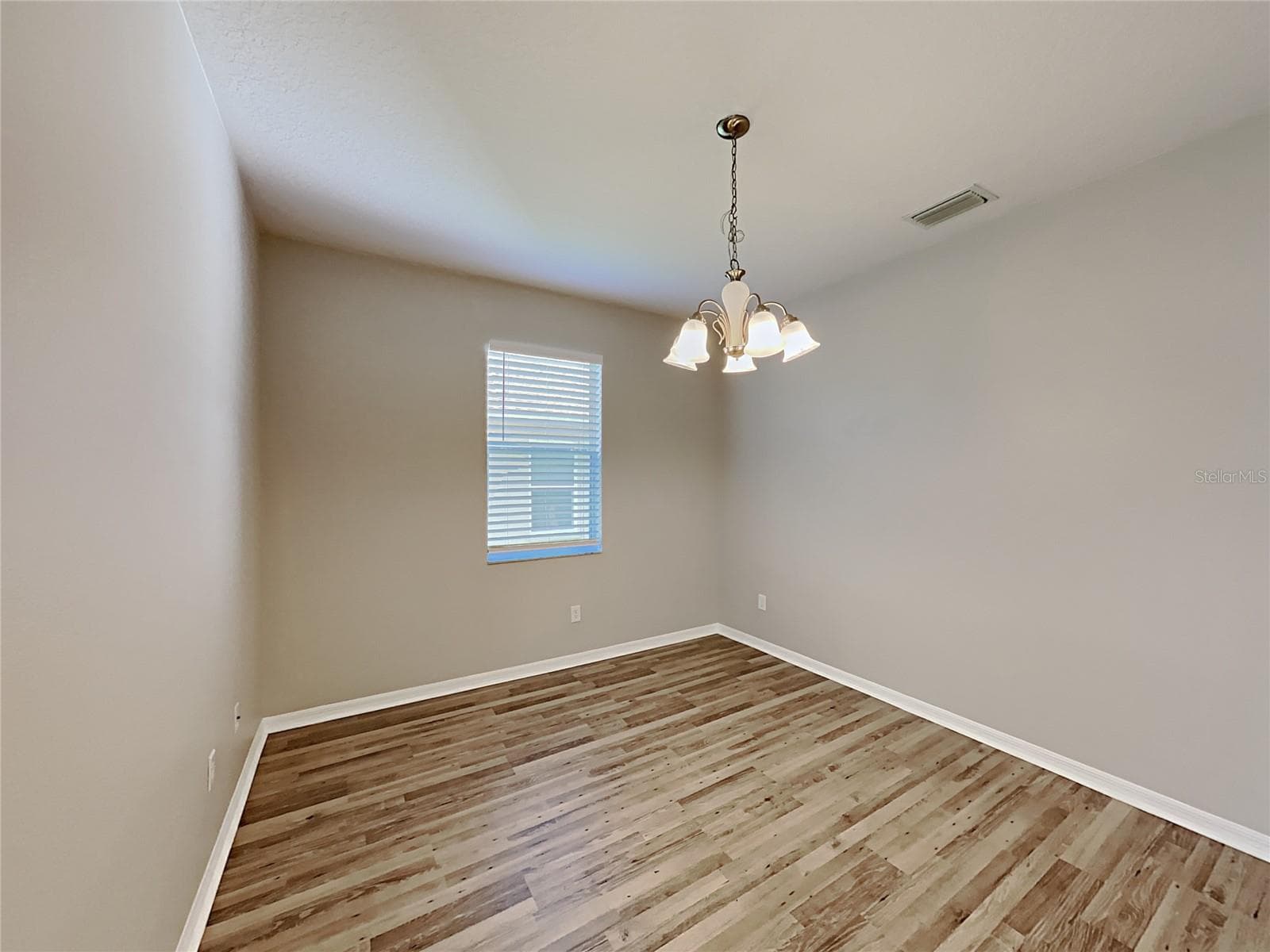 4020 Langdrum Dr photo 4