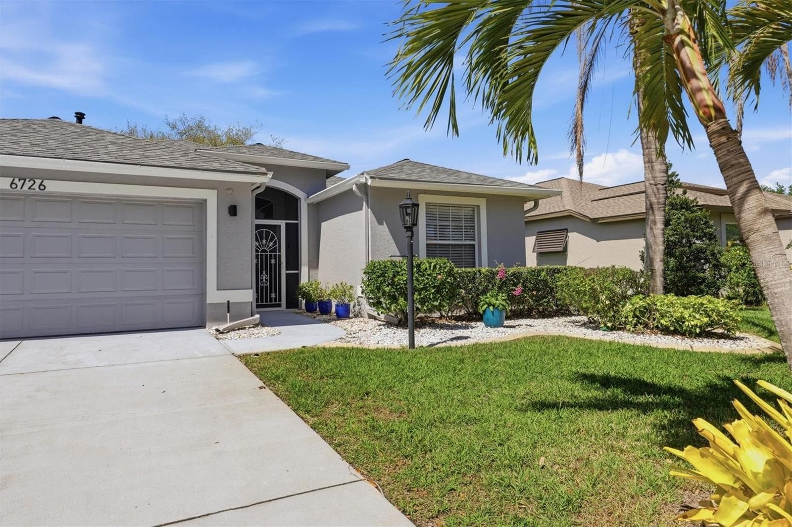 6726 W Country Club Ln photo 3
