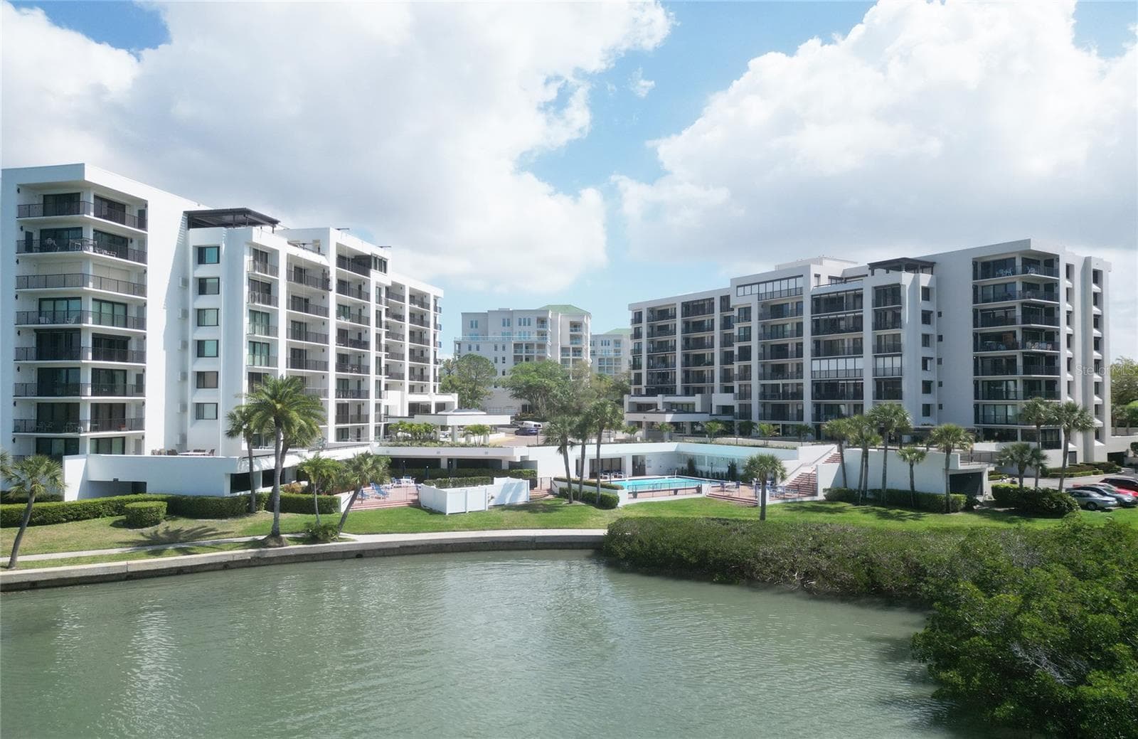 8 Belleview Blvd #702