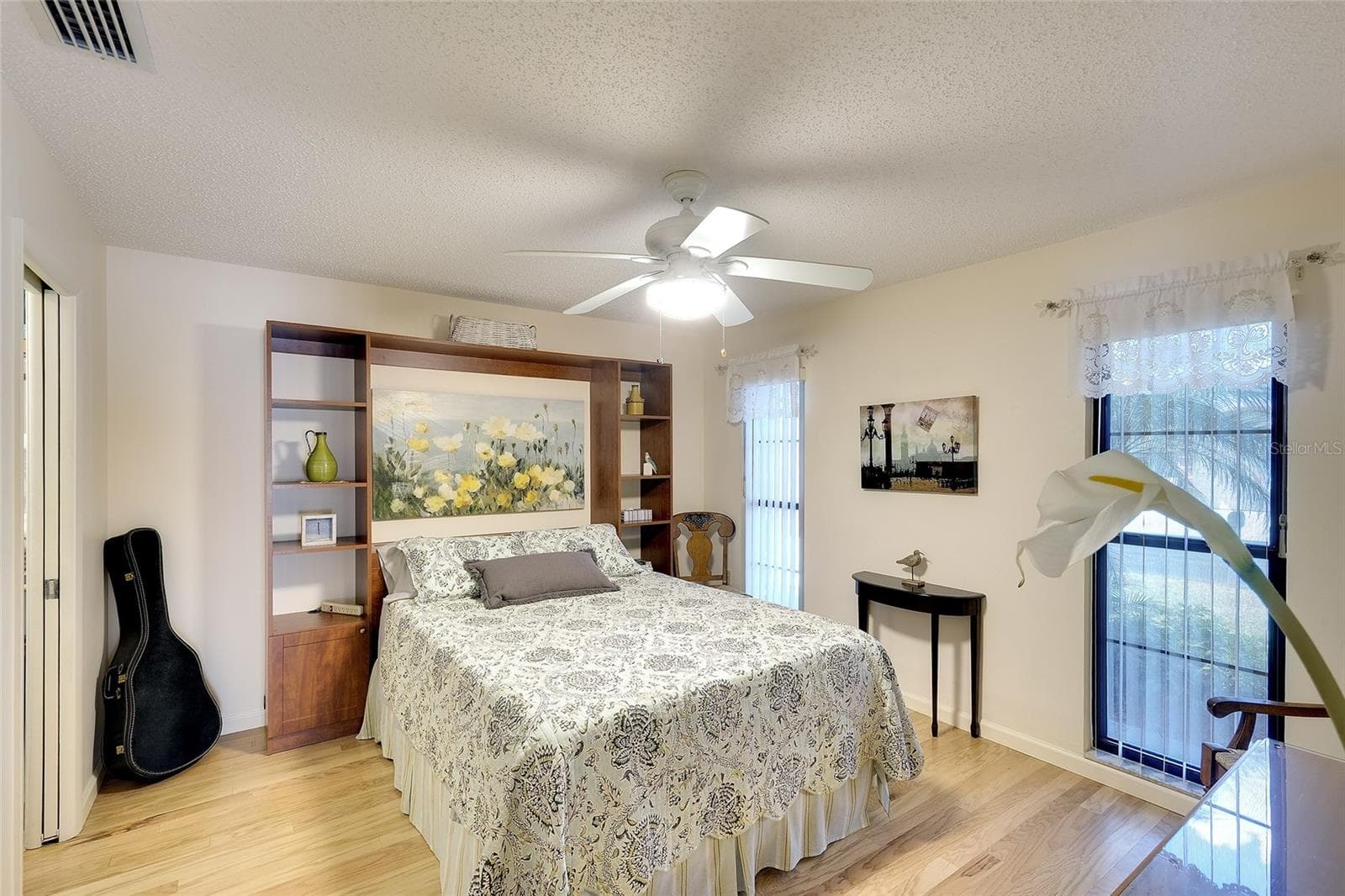 6004 Vivienda Dr #8 photo 5