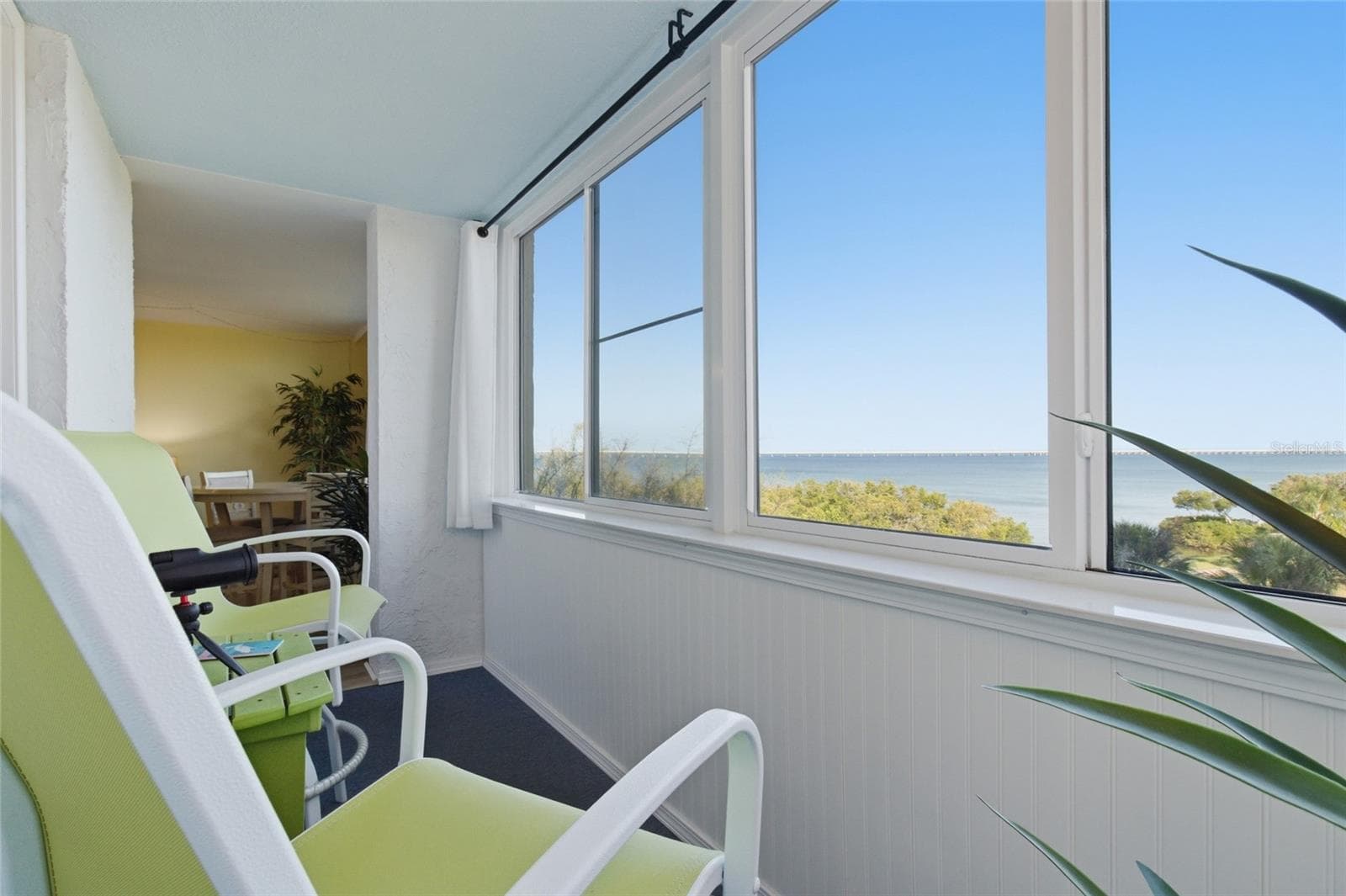 2616 Cove Cay Dr #502 photo 3
