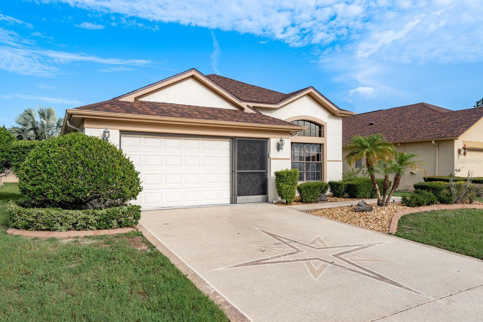 13825 Leroux Dr photo 5