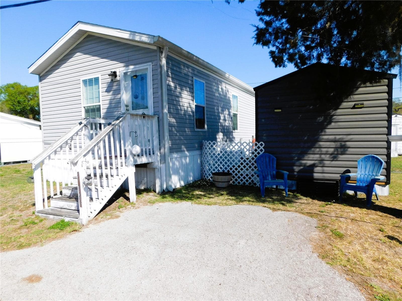 39143 Hillcrest Dr photo 3