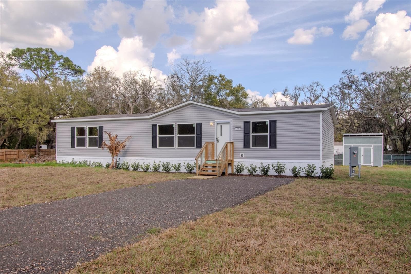 12396 Hicks Rd photo 4