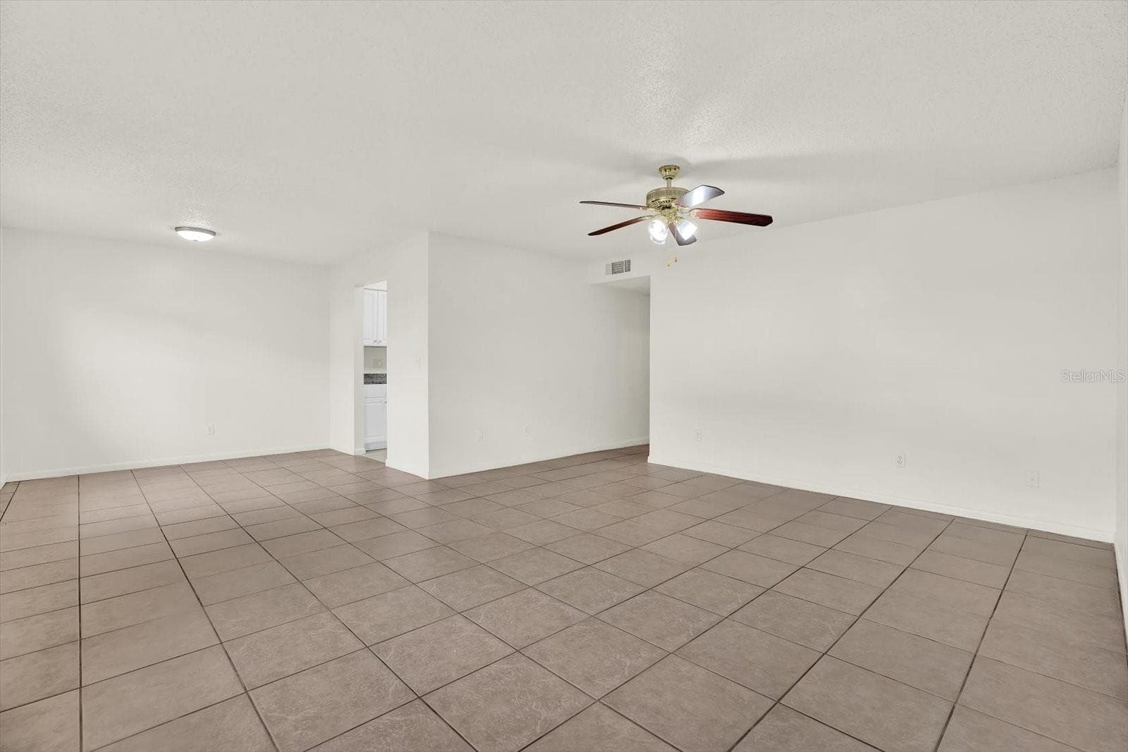 9130 Tudor Dr #M105 photo 4
