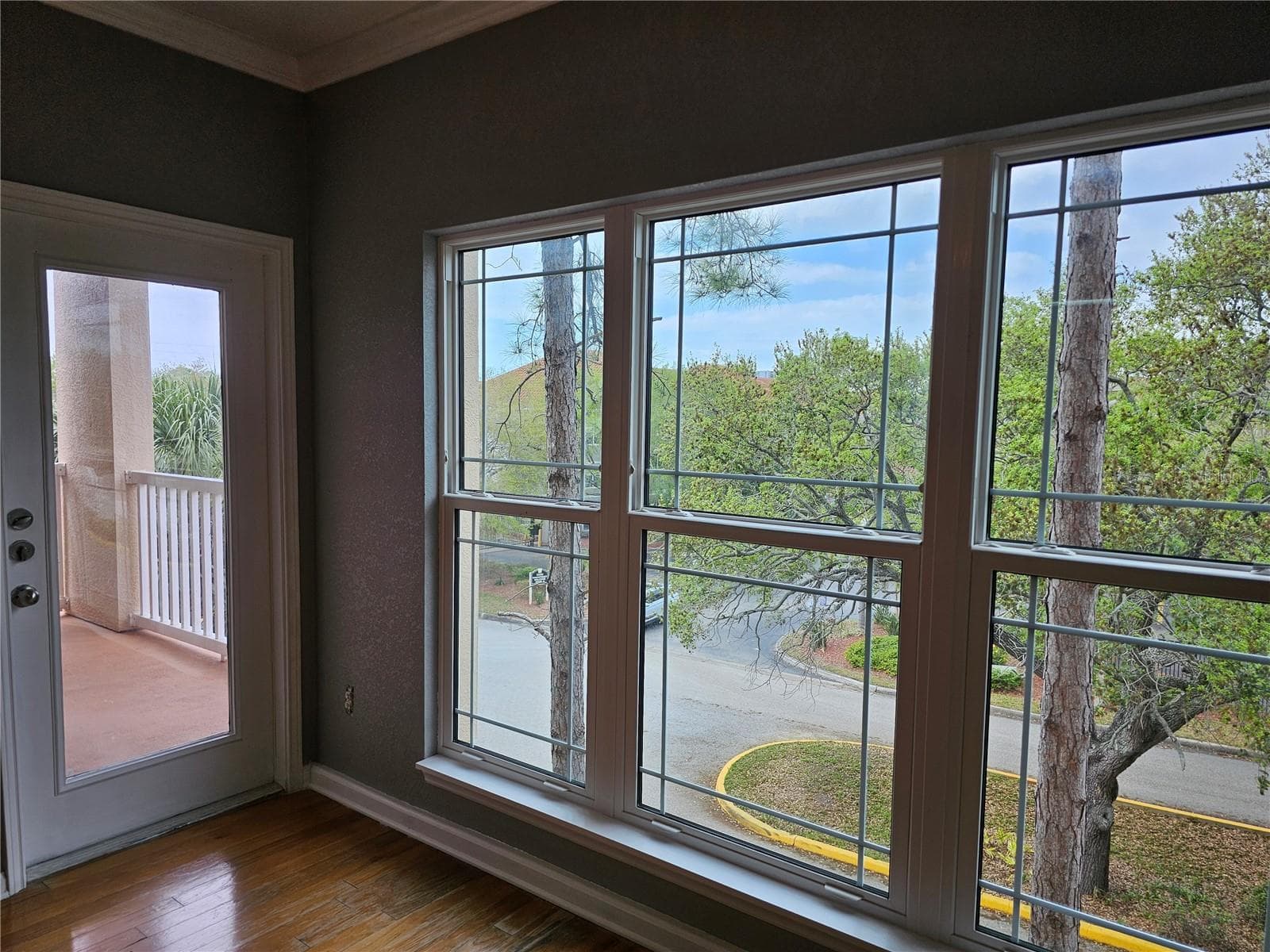 1216 S Missouri Ave #202