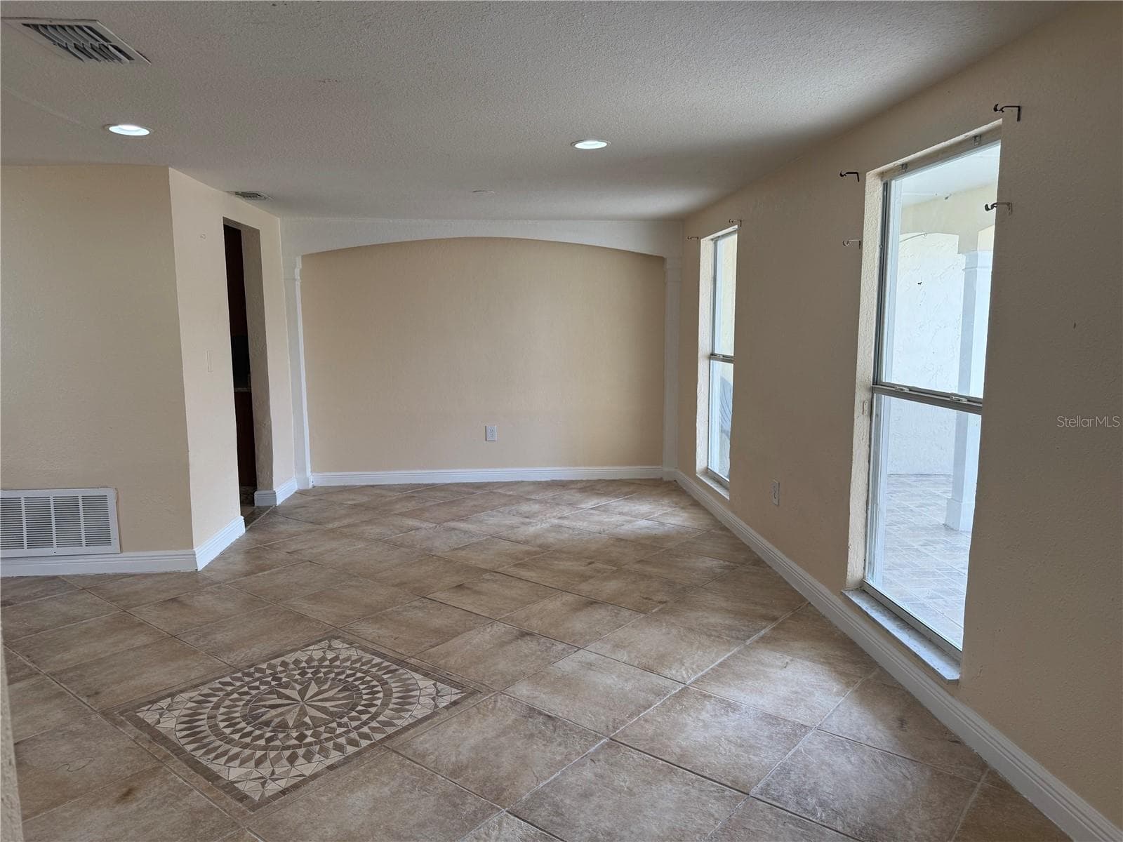 3628 Landale Dr photo 5