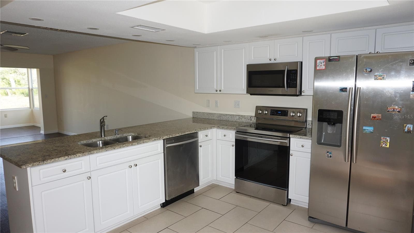 7602 Danube Dr photo 4
