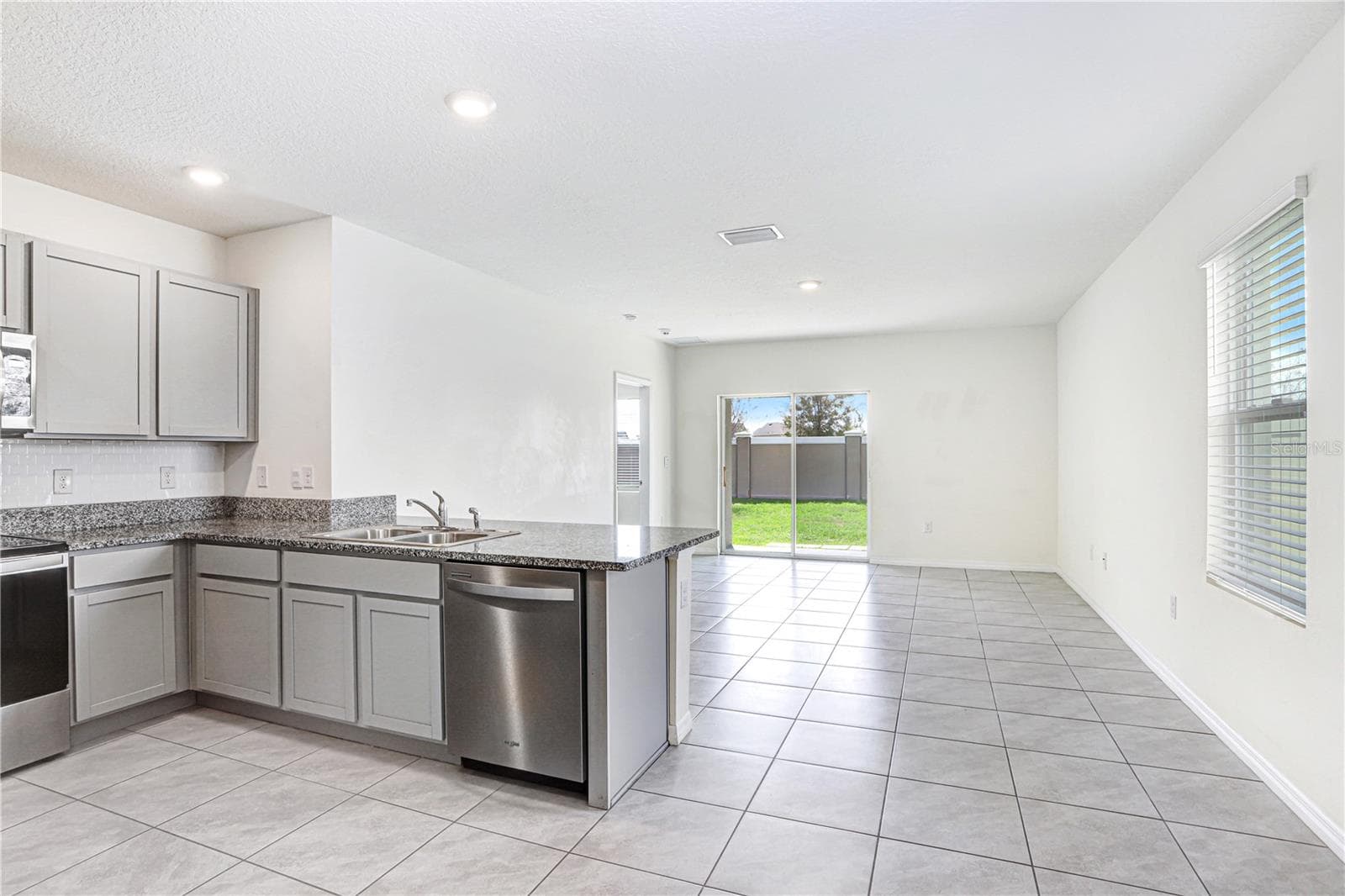 31210 Penny Surf Loop