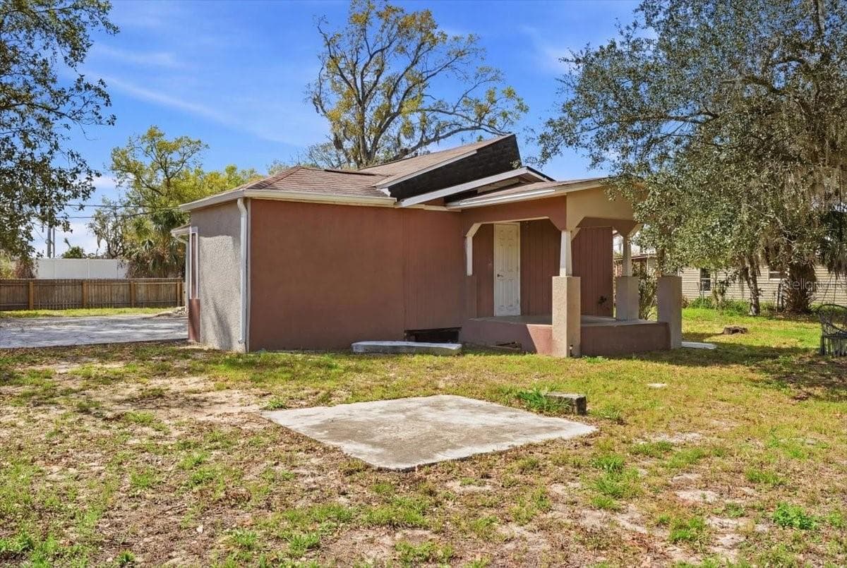 2628 Fletcher Ave photo 5