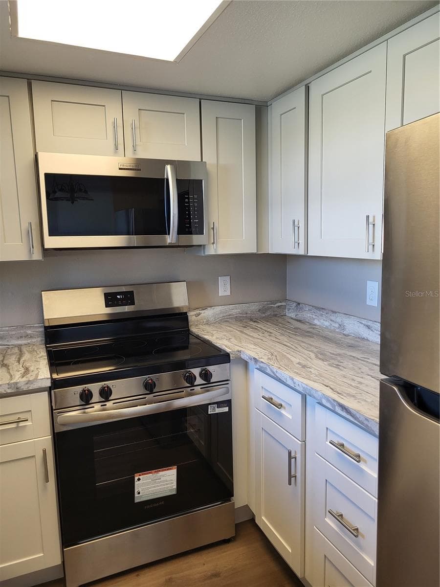 4956 Harbor Villa Ln #103 photo 4