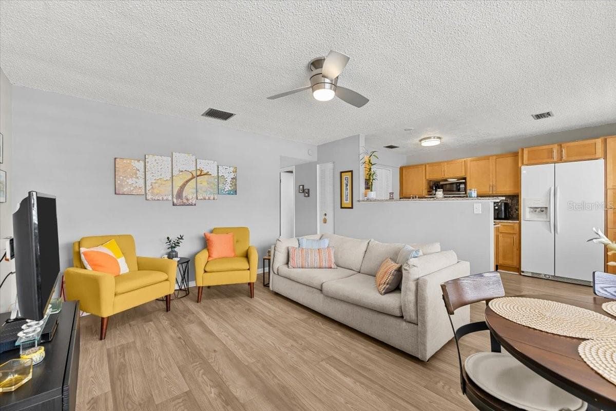 1235 S Highland Ave #2-307 photo 4