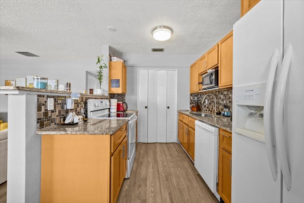 1235 S Highland Ave #2-307 photo 5