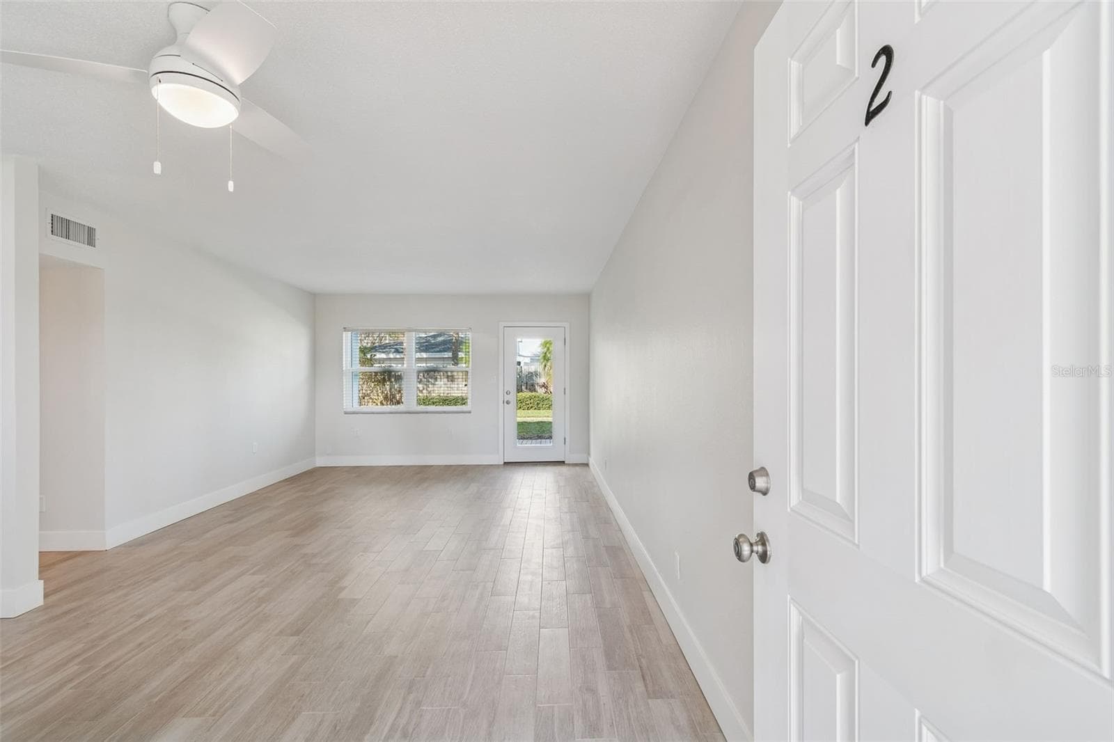 300 Venetian Dr #2 photo 3