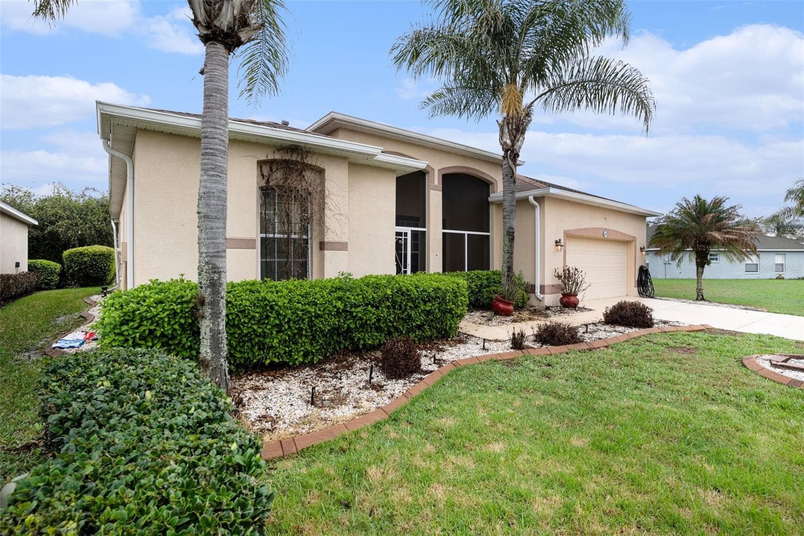 9916 Cleghorn Dr
