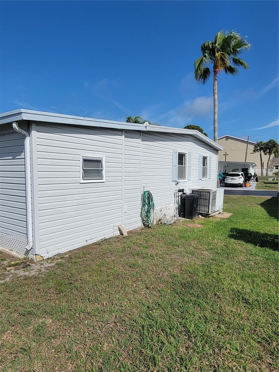 10932 Union Dr photo 5