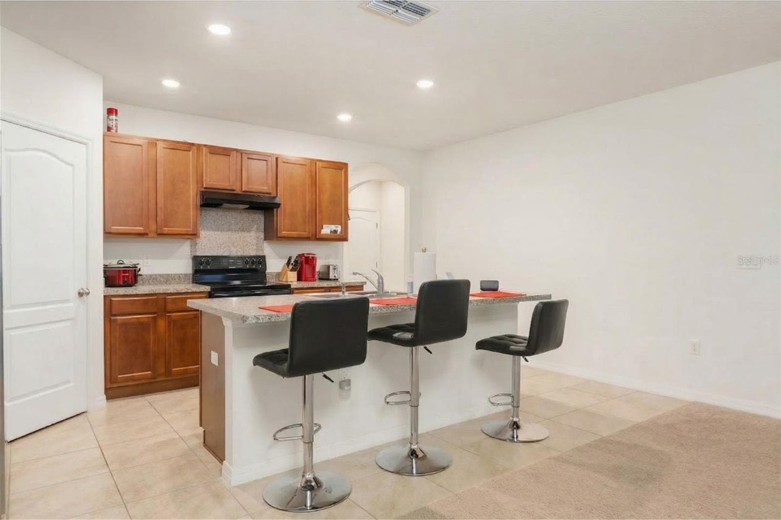 943 Summer Glen Dr photo 3