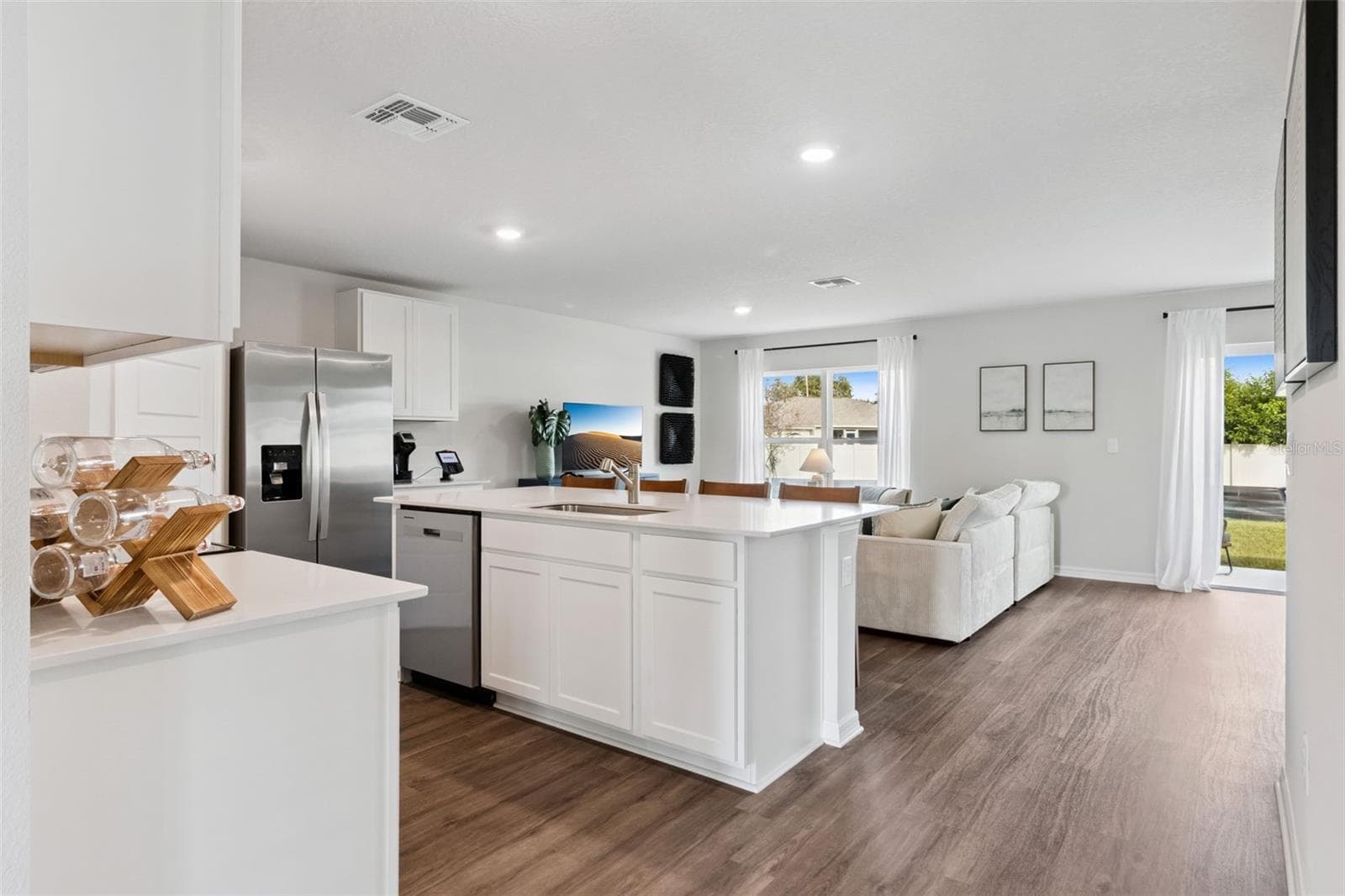 2790 Adeline Ave photo 4